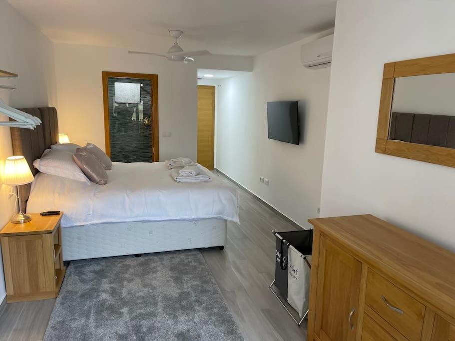 Mar Menor Golf Resort, Luxury Sleeps 6, Lake Views Múrcia Exterior foto