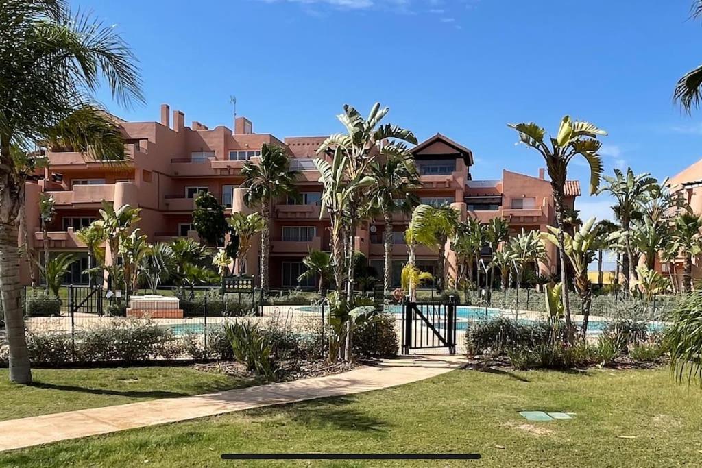 Mar Menor Golf Resort, Luxury Sleeps 6, Lake Views Múrcia Exterior foto